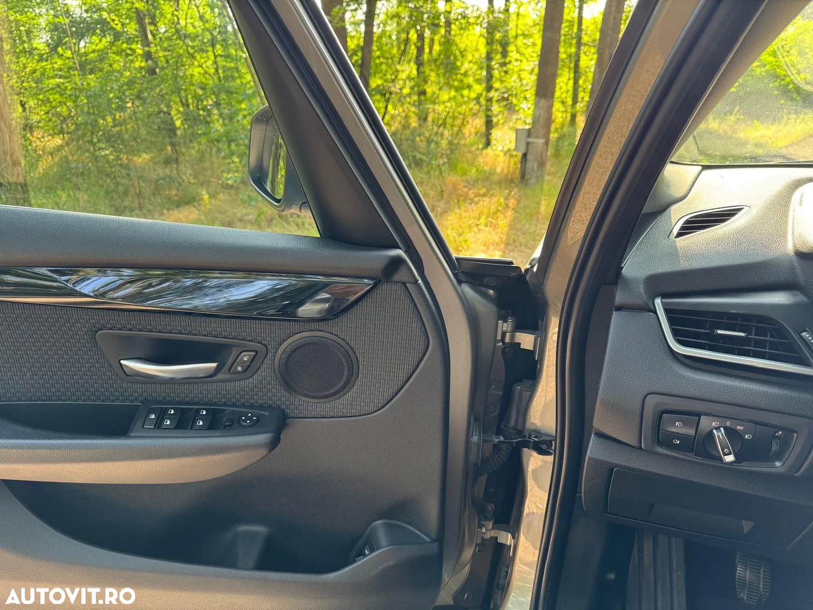 BMW Seria 2 216d Advantage - 12