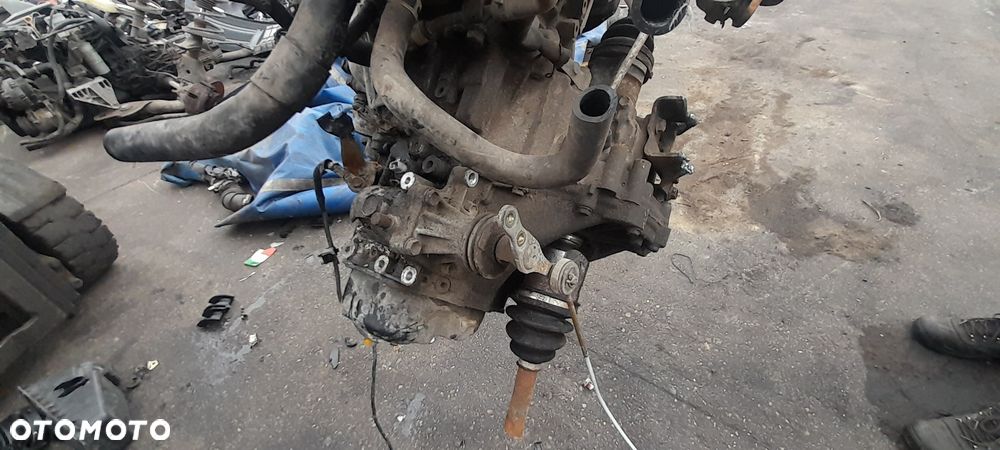 Skrzynia biegów Toyota Corolla E12 1.4 VVTI Uszodzony wybierak !! - 1