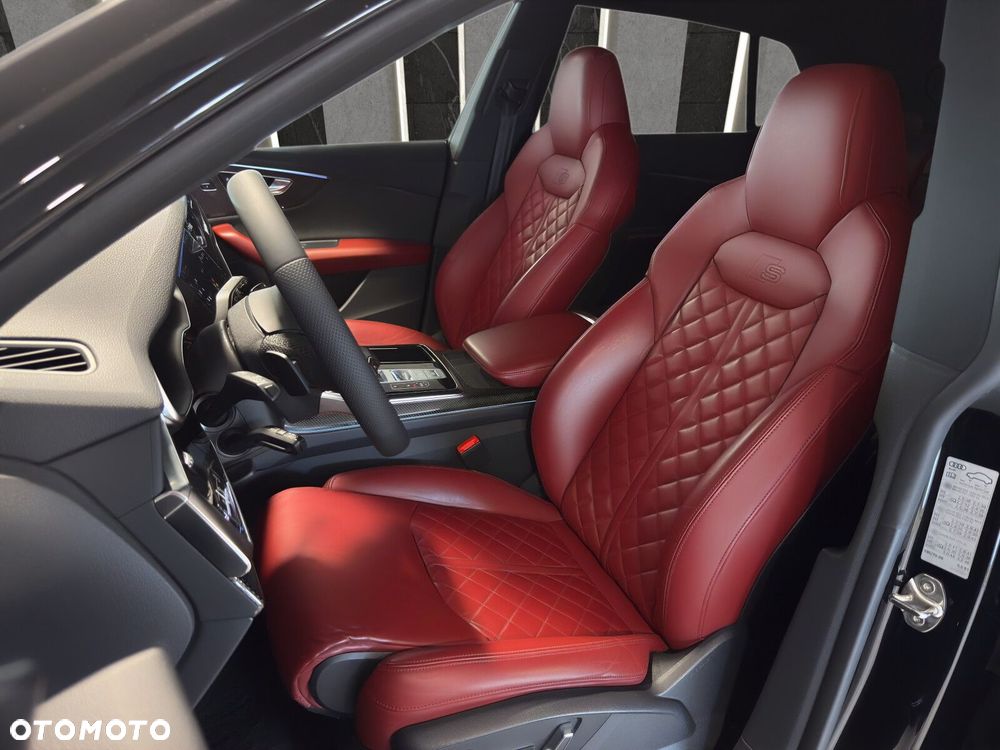 Audi SQ8 - 13