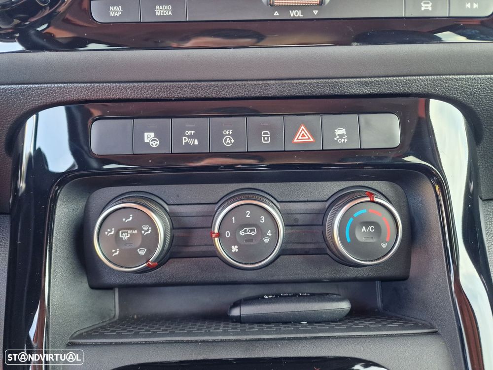 Mercedes-Benz T 180 - 33