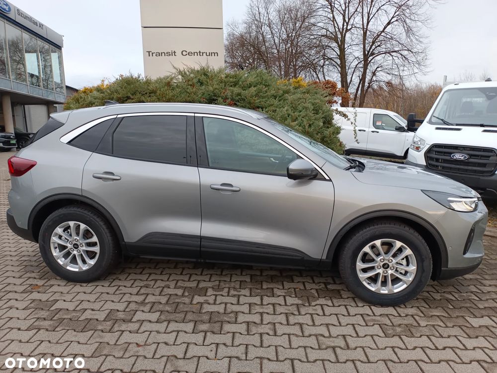 Ford Kuga - 3
