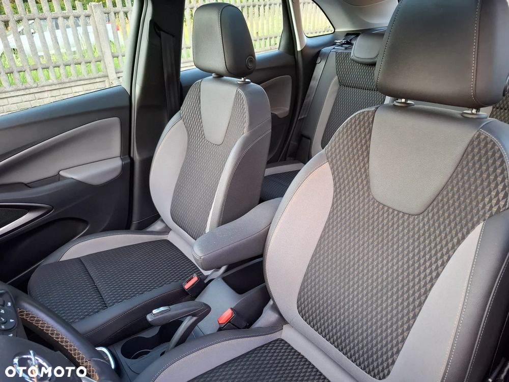 Opel Crossland X 1.6 Edition - 29