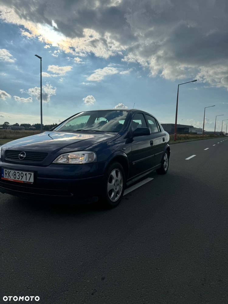 Opel Astra 1.6 16V Mid - 4