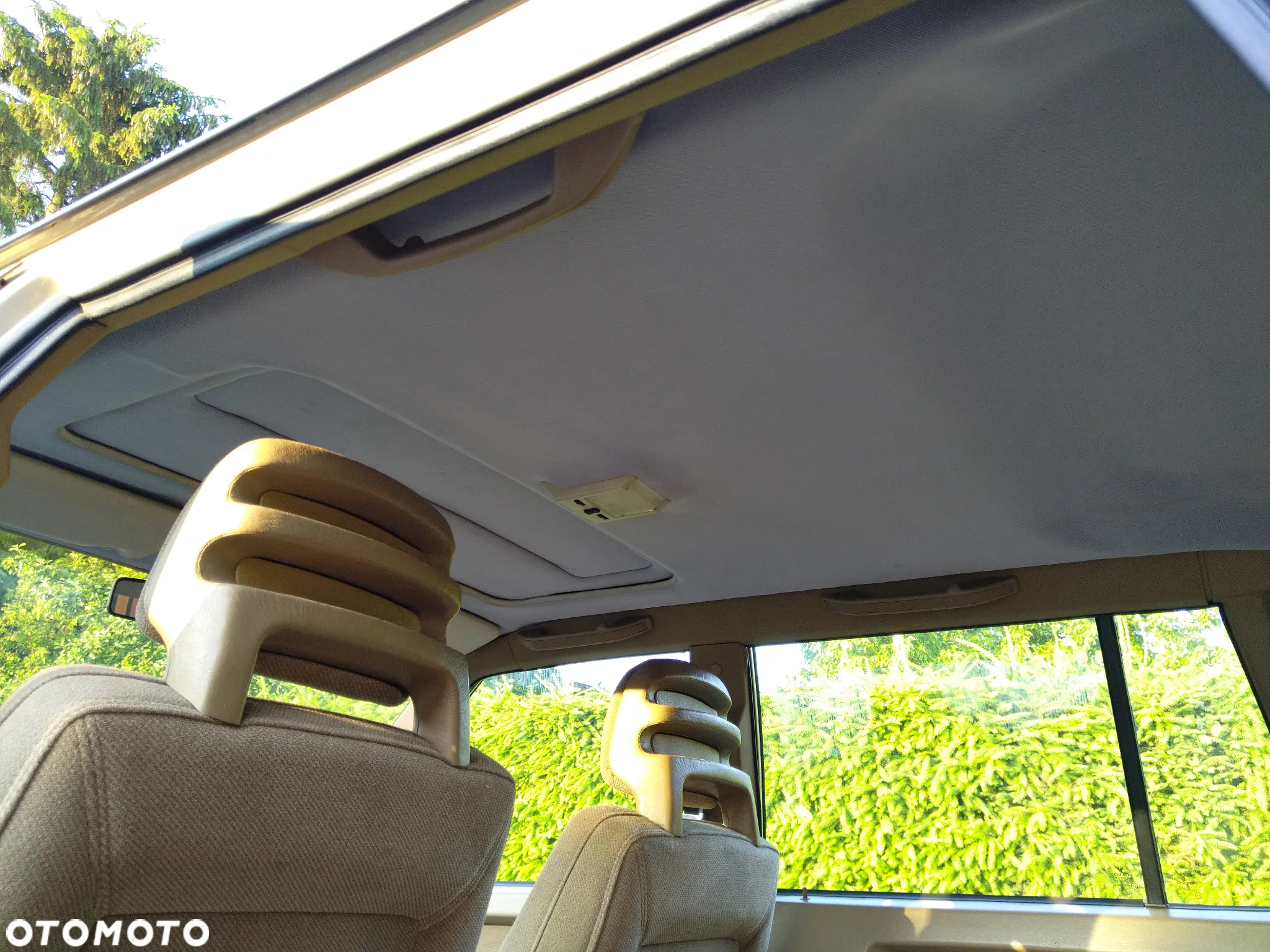 Volvo Seria 700 - 34