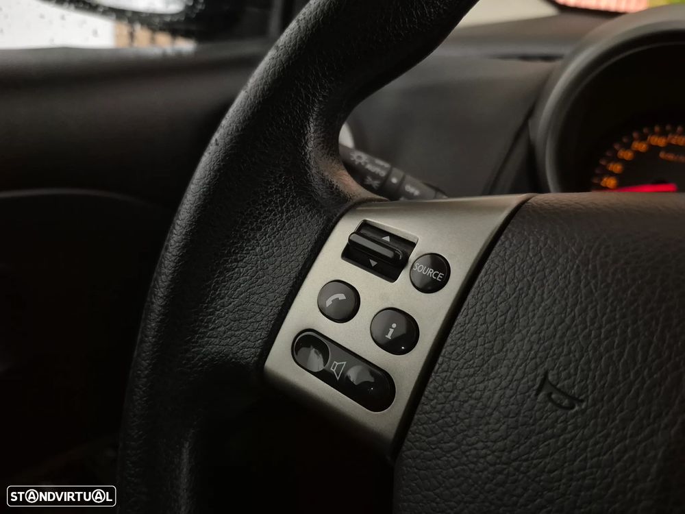 Nissan Note 1.4 Acenta Plus - 24