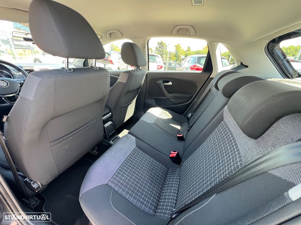 VW Polo 1.4 TDi BlueMotion - 12