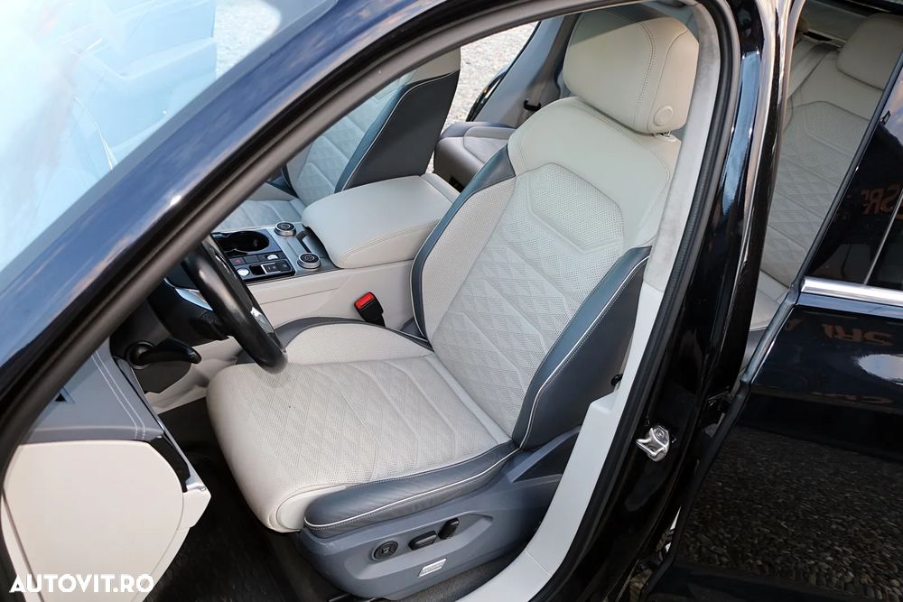 Volkswagen Touareg - 21