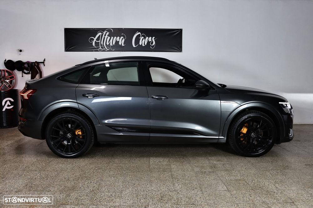 Audi e-tron 55 quattro S line - 29