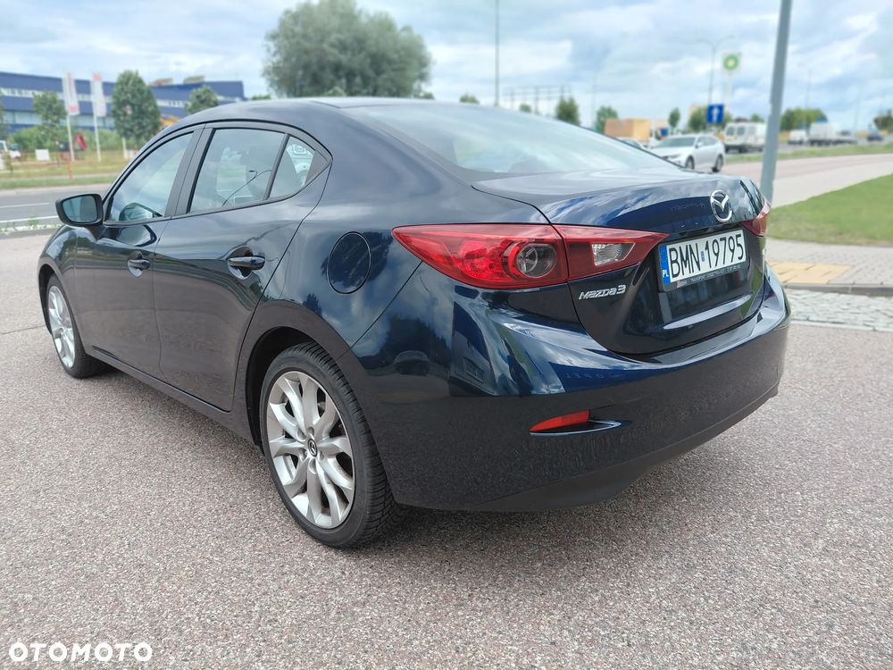 Mazda 3 - 4