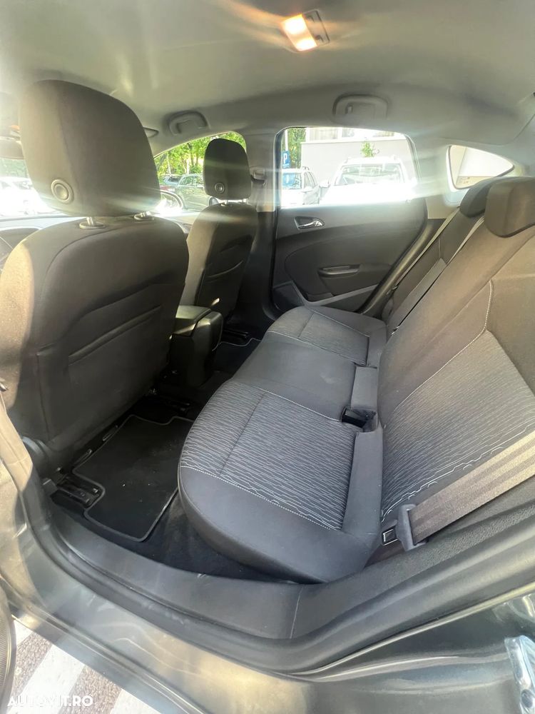 Opel Astra 1.4 Turbo ECOTEC Enjoy - 17