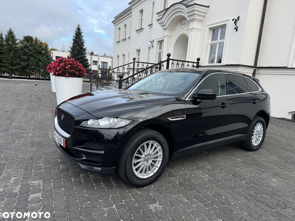 Jaguar F-Pace - 15