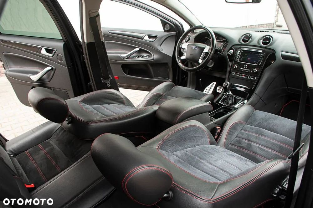 Ford Mondeo 2.0 TDCi Black Magic - 17