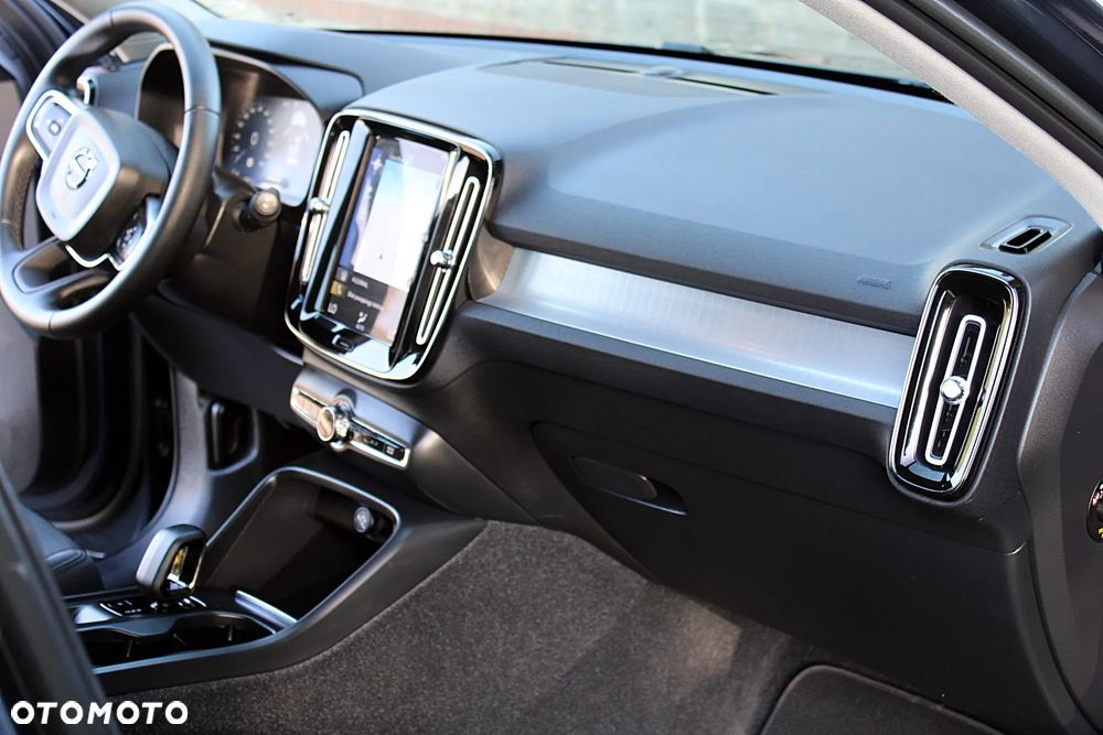 Volvo XC 40 - 27