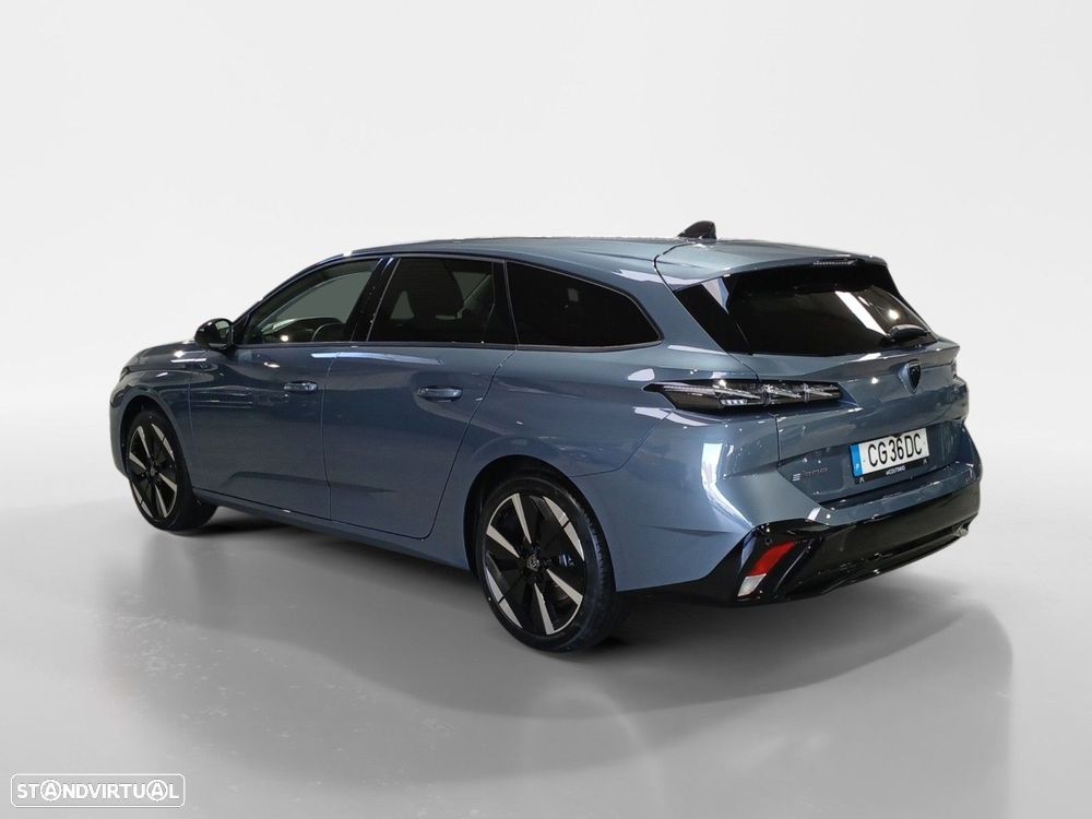 Peugeot e-308 SW 58 kWh Allure - 3