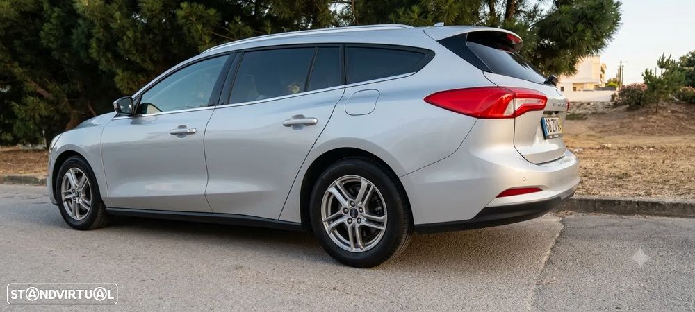 Ford Focus SW 1.5 TDCi EcoBlue Business - 2