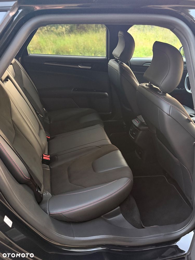 Ford Mondeo 2.0 EcoBlue ST-Line X - 19
