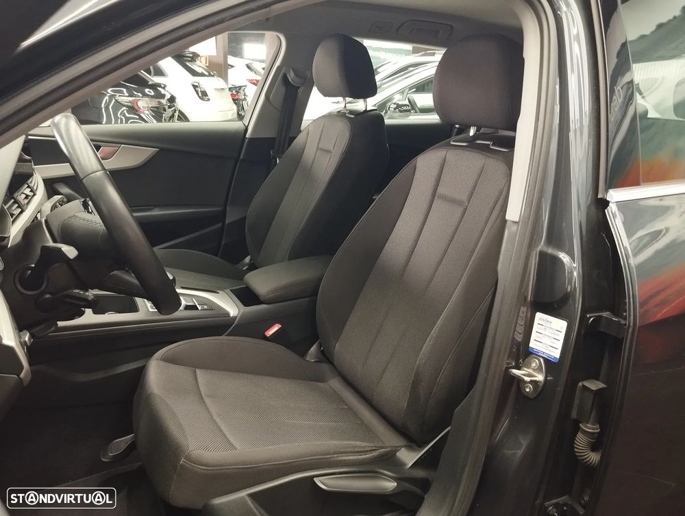 Audi A4 Avant 30 TDI S tronic - 16