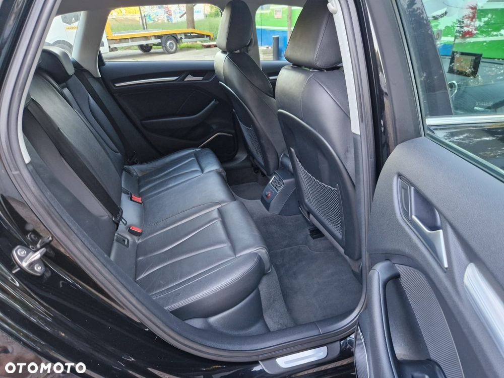 Audi A3 Sportback - 15