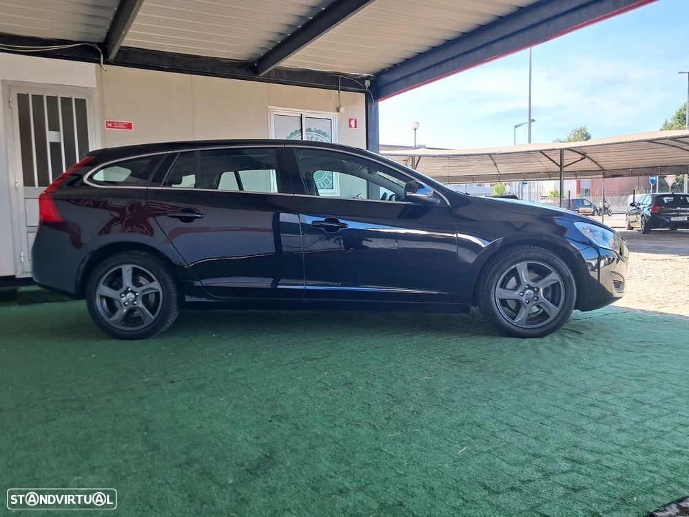 Volvo V60 T3 Edition - 3