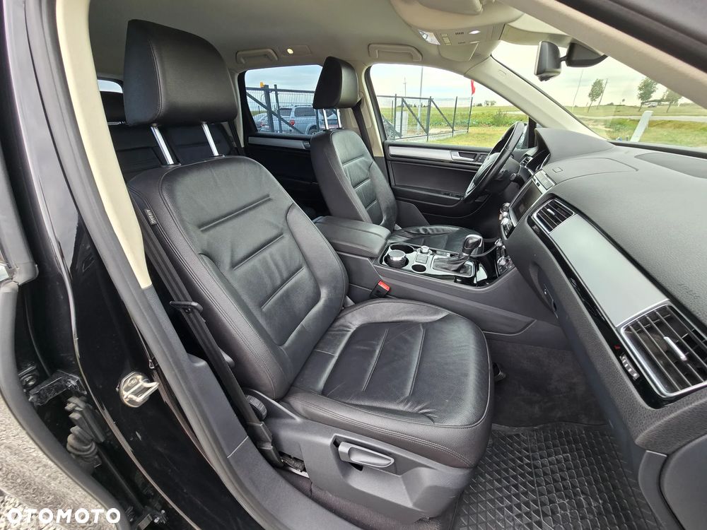 Volkswagen Touareg - 34