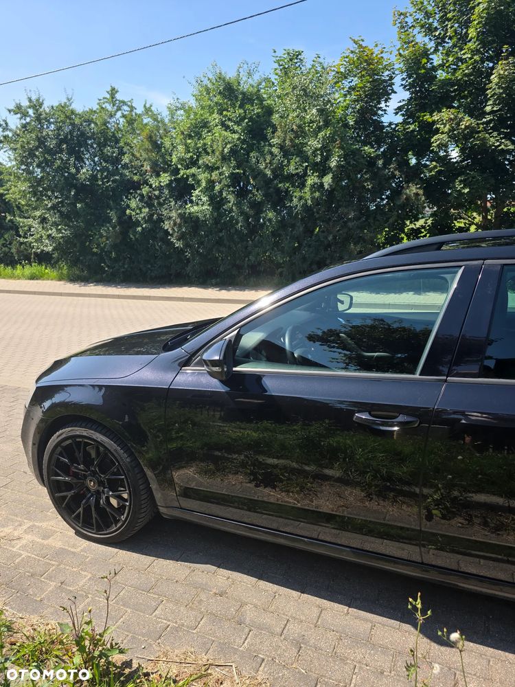 Skoda Octavia 2.0 TDI RS - 2