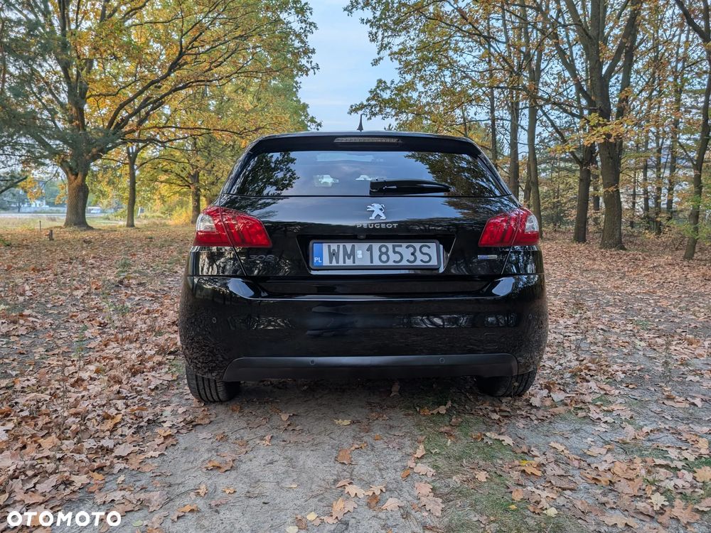 Peugeot 308 1.2 PureTech GPF Allure S&S - 12