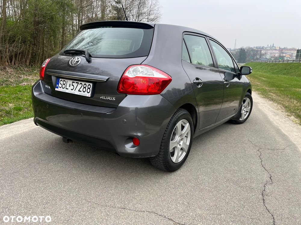 Toyota Auris 1.33 VVT-i Terra Start - 7