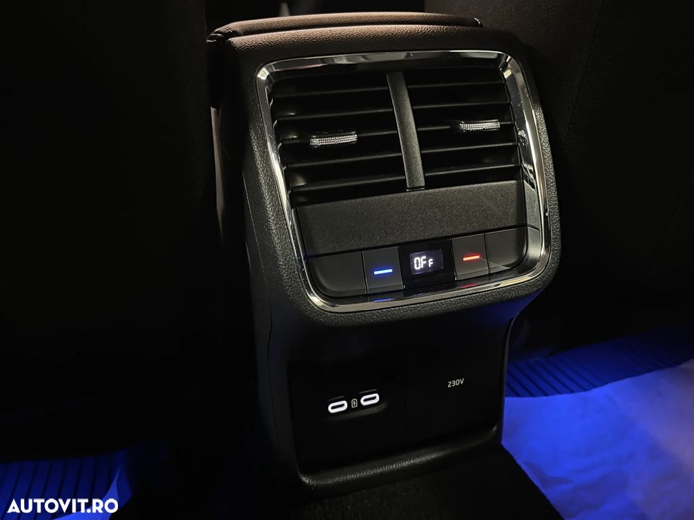 Skoda Octavia 2.0 TDI DSG 4X4 Style - 24