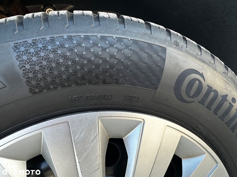 Ford Transit Connect - 19
