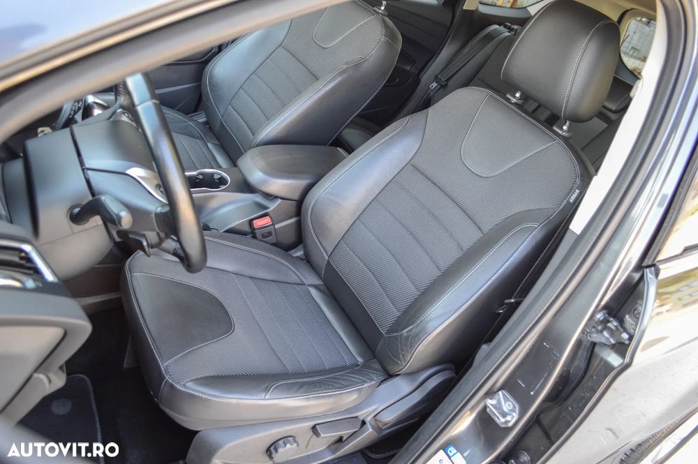 Ford Kuga 2.0 TDCi 4x4 Aut. Titanium - 19