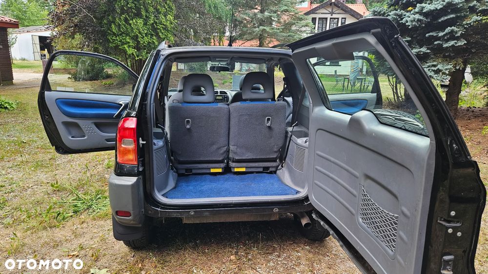 Toyota RAV4 1.8 VVT-i 4x2 - 9