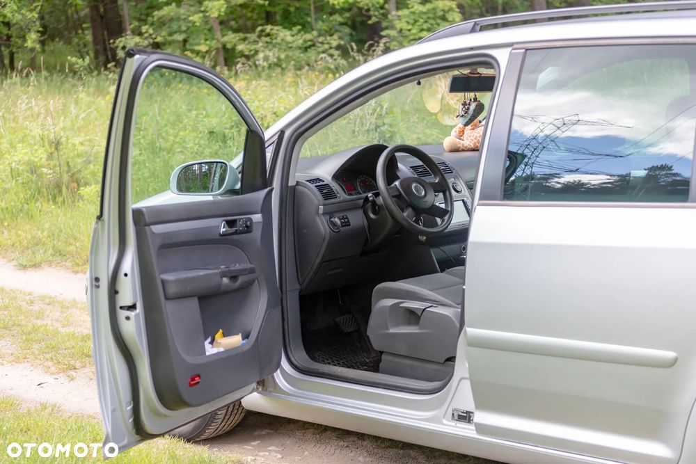 Volkswagen Touran 2.0 TDI DSG Highline - 18