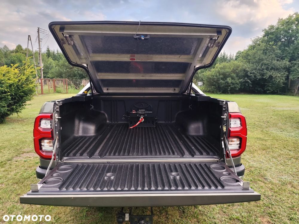 Toyota Hilux 2.8 D-4D Double Cab SR5 4x4 - 8