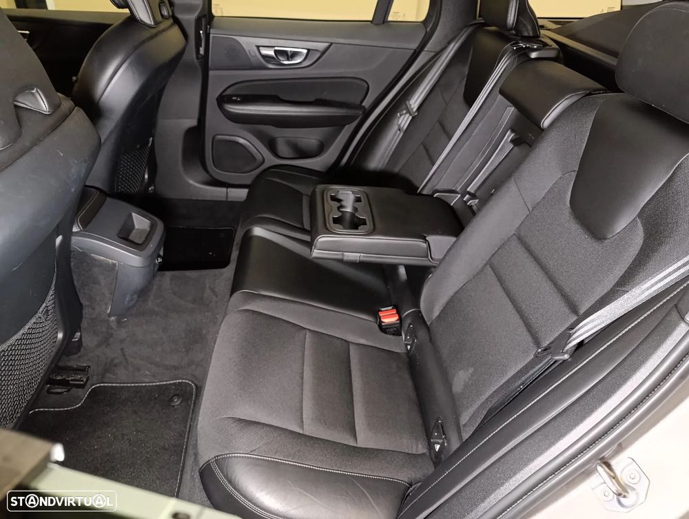 Volvo V60 2.0 D3 Inscription - 11