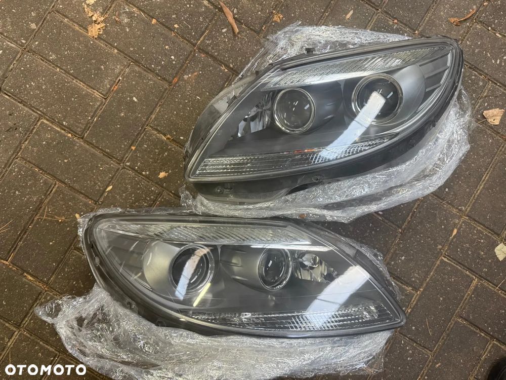 63 65 amg 63amg oryginal lampa xenon reflektor europa kompletny mercedes w216 L P IDEALNE - 1