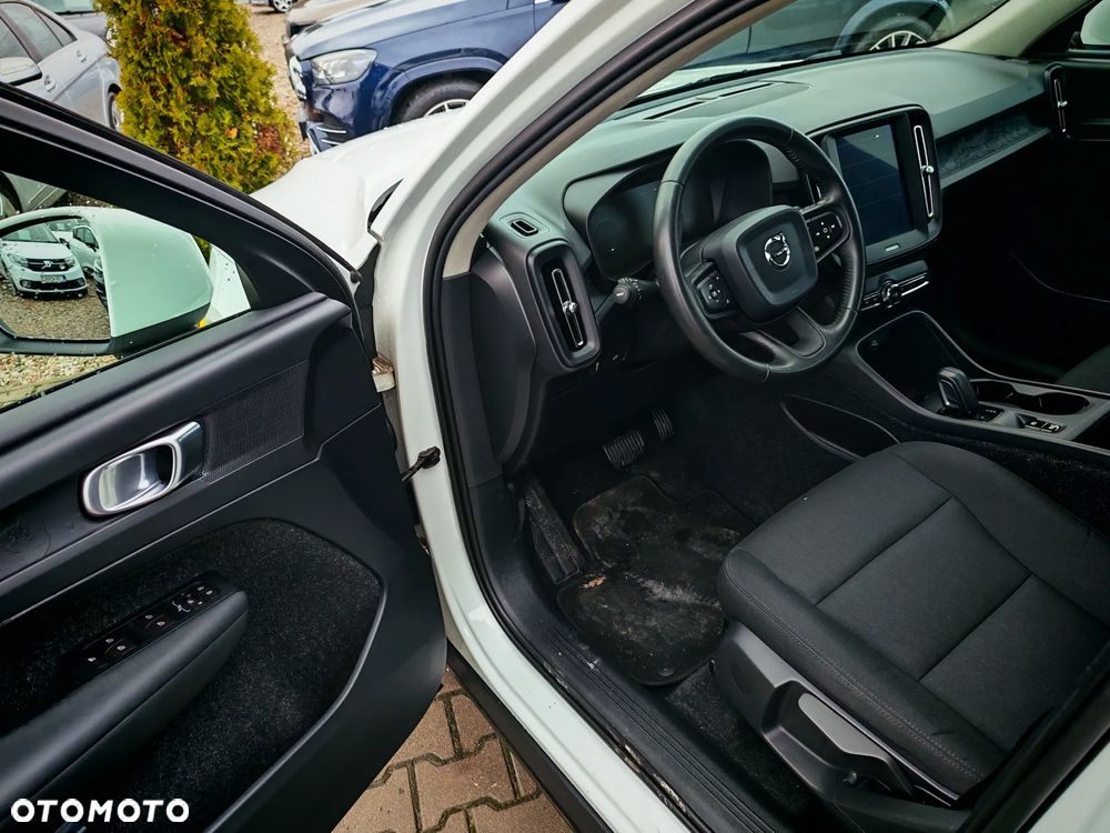 Volvo XC 40 D3 Geartronic Momentum - 12