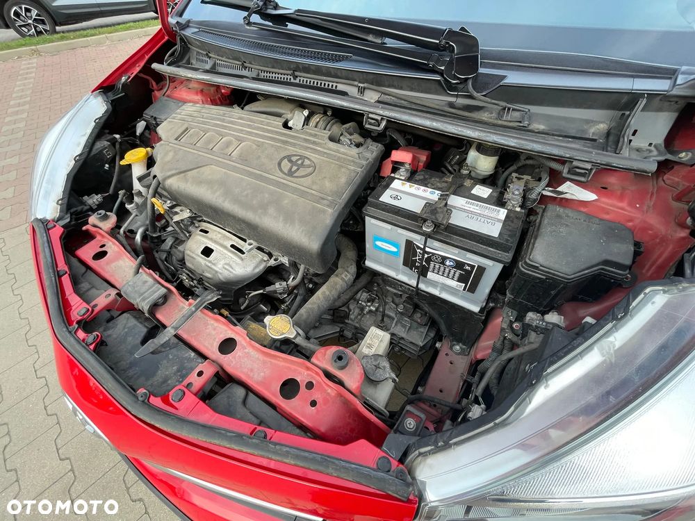 Toyota Yaris 1.33 VVT-i Executive - 29