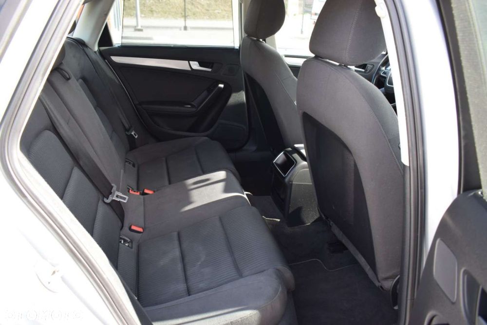 Audi A4 Limousine 2.0 TDI DPF Ambiente - 21