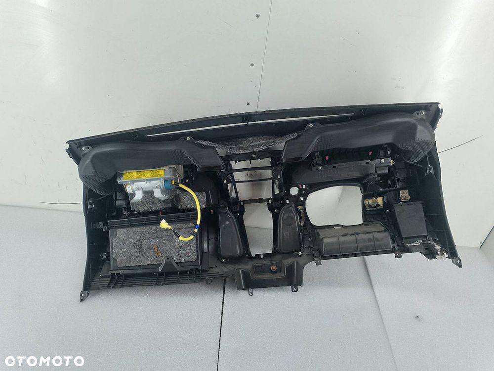 DESKA ROZDZIELCZA,KONSOLA PODUSZKI SENSOR PASY TOYOTA YARIS II ( 06-11 ) - 4