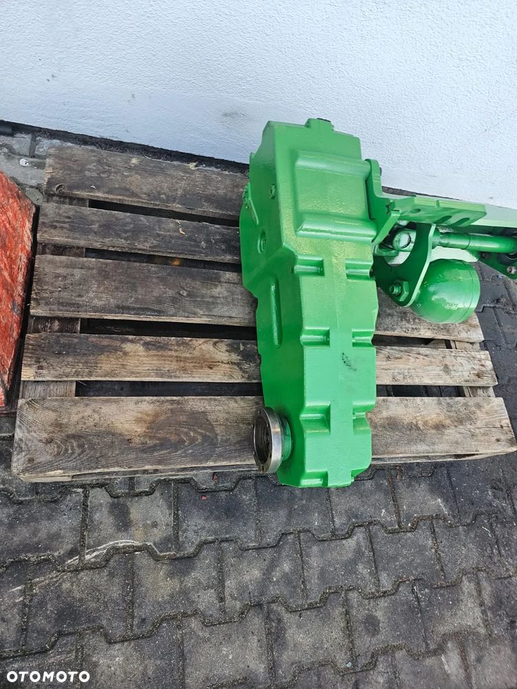 WOM przedni John Deere 7720 7820 7920 7730 7830 7930 - 4