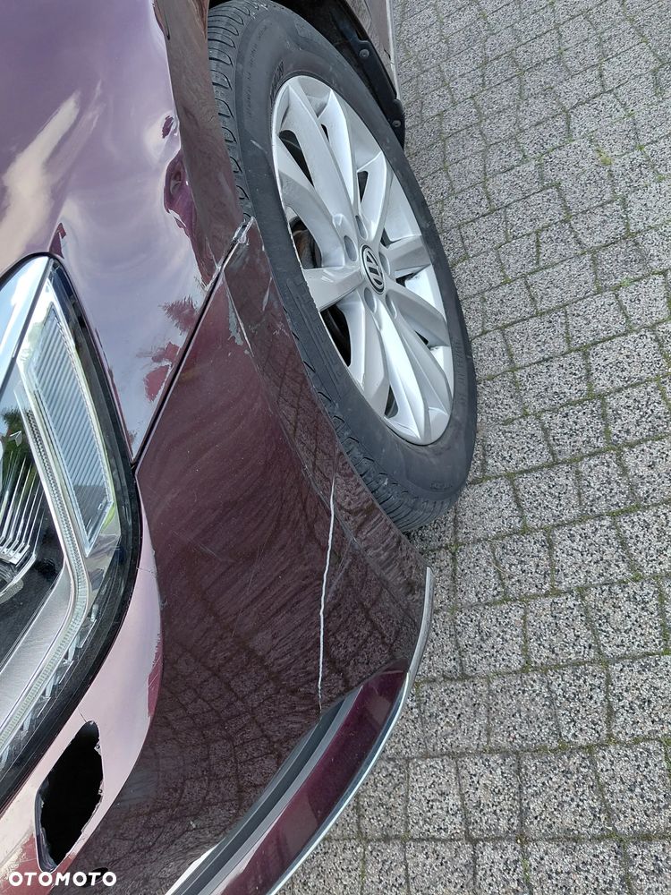 Volkswagen Passat 2.0 TDI SCR DSG Highline - 18