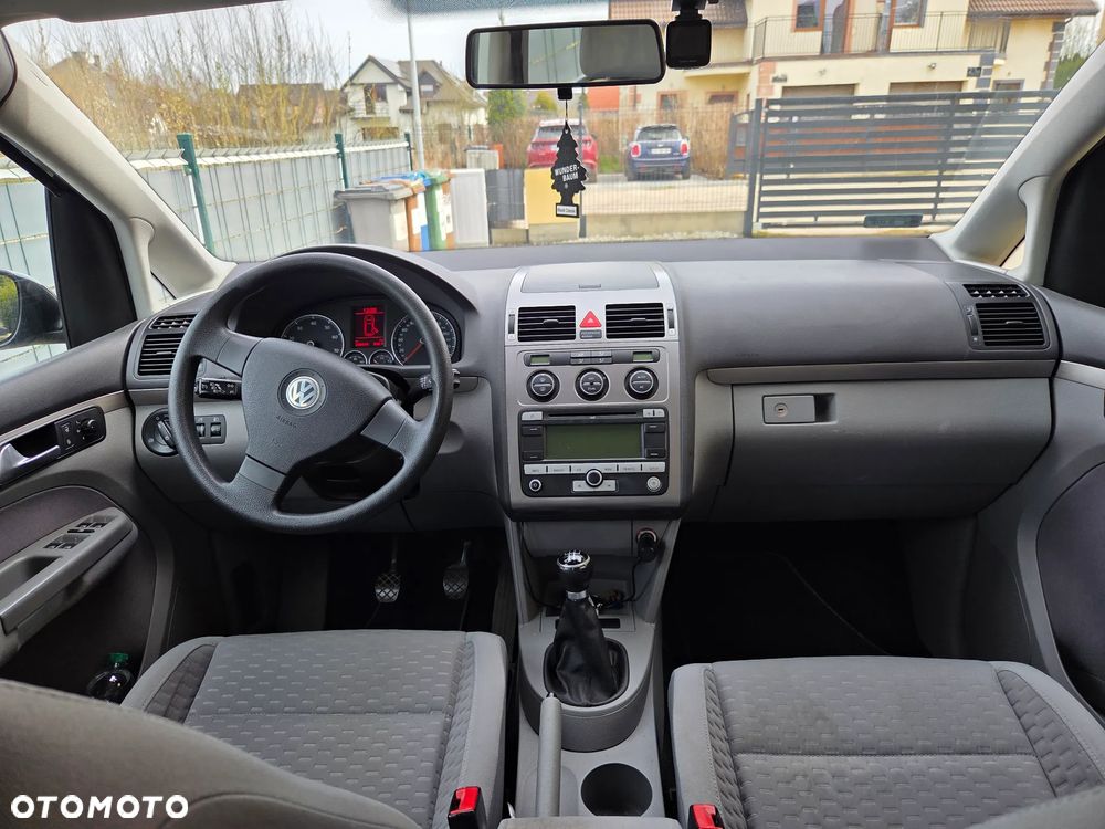 Volkswagen Touran 1.6 Trendline - 8