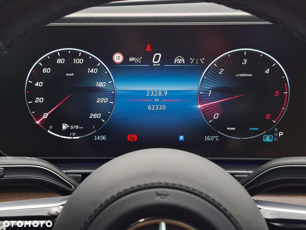 Mercedes-Benz GLS - 25