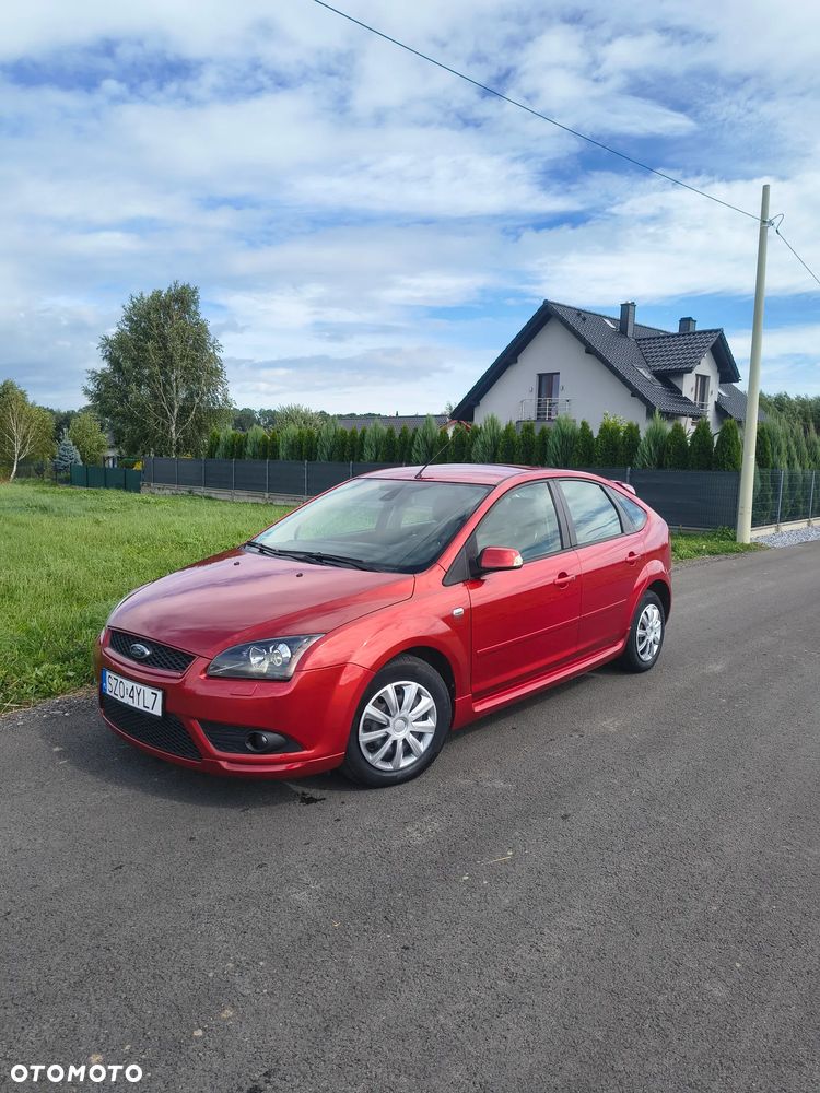 Ford Focus 1.8 Titanium - 1