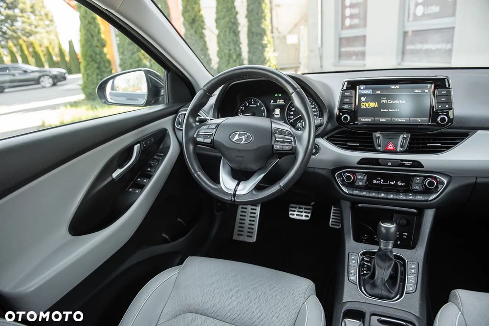 Hyundai i30 1.4 T-GDI DCT Premium - 31