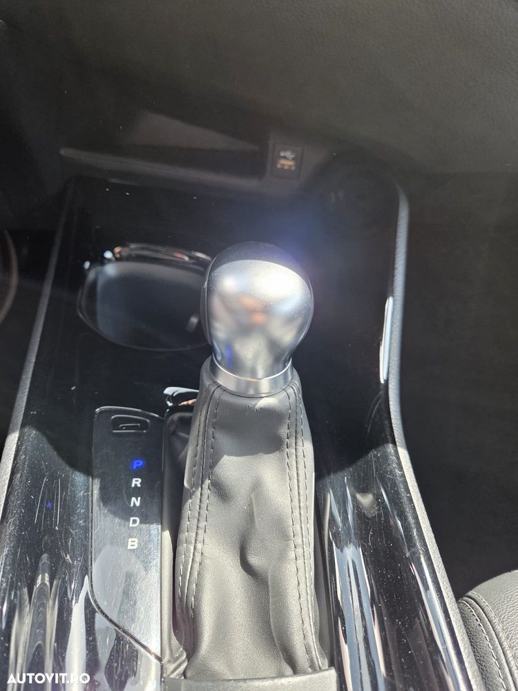 Toyota C-HR 1.8 HSD 122 CP 4x2 CVT C-ult Style - 21