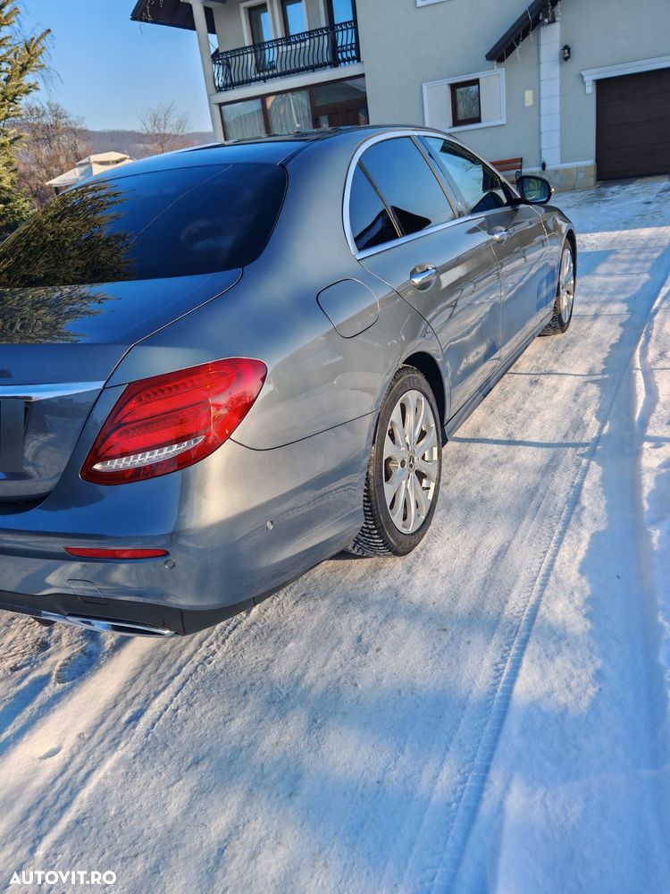 Mercedes-Benz E 220 d 4MATIC 9G-TRONIC - 6