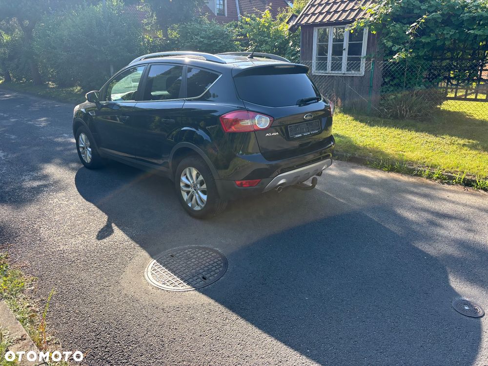Ford Kuga 2.0 TDCi 4x4 Titanium - 4