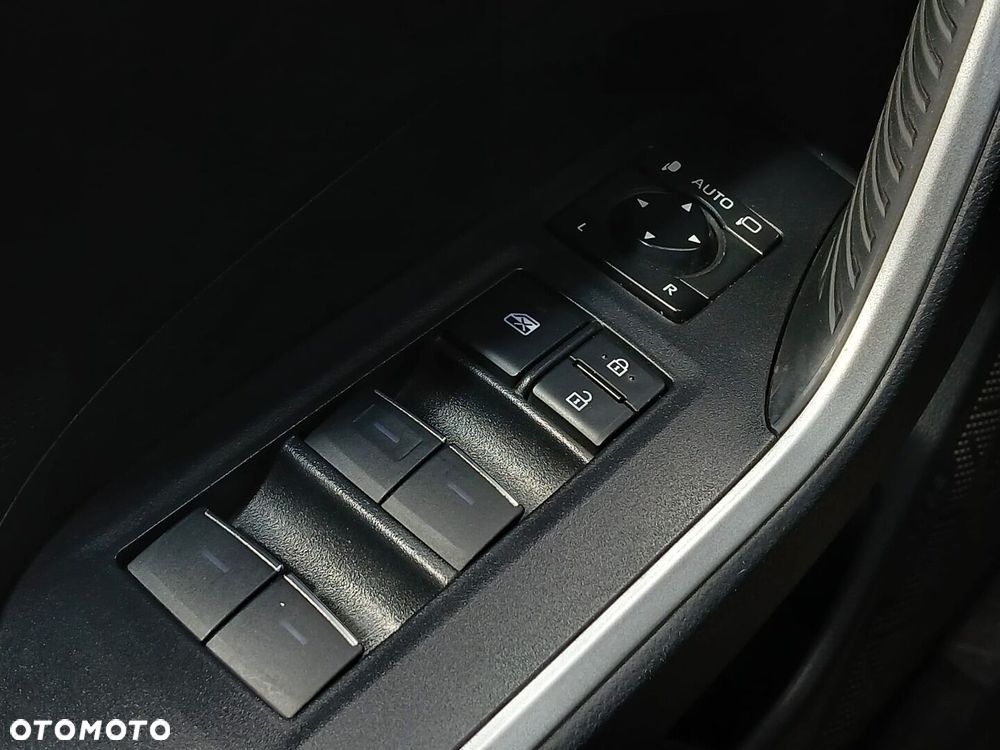 Suzuki Across 2.5 Plug-in Hybrid Elegance 4WD CVT - 33