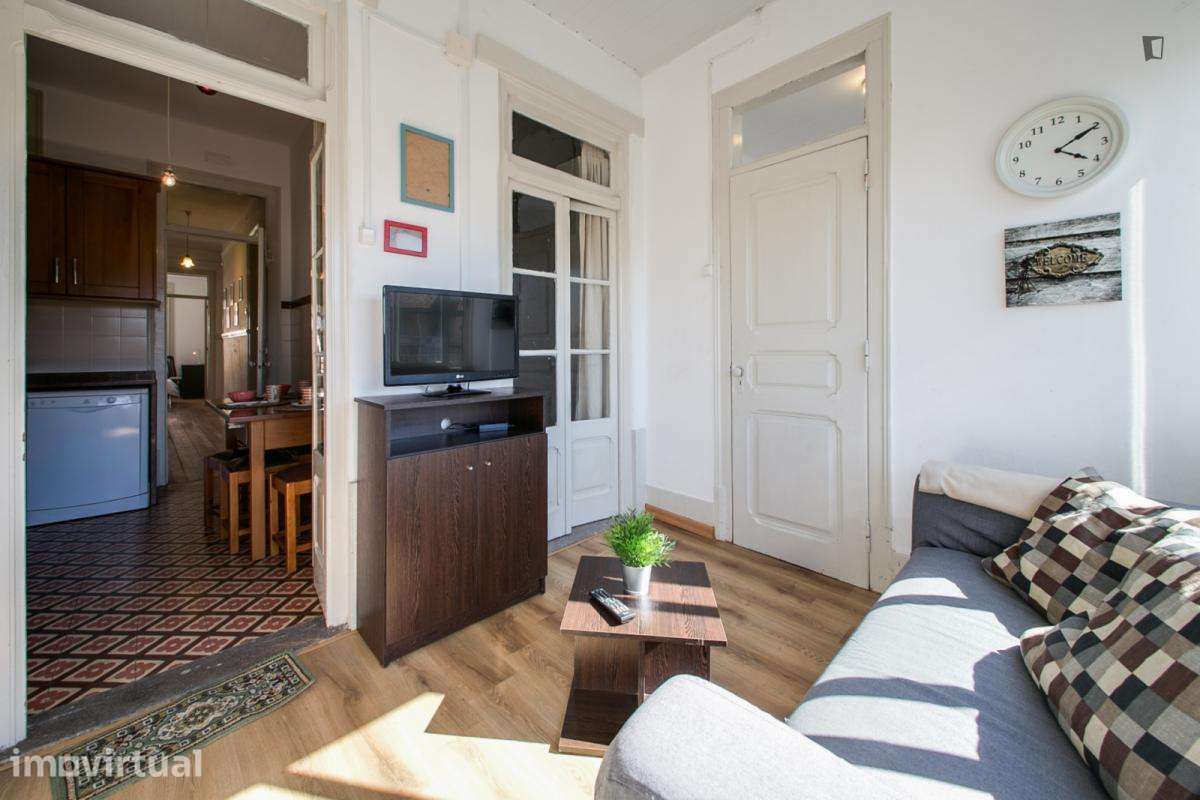 Quarto - localizado em Alameda Lisbon - Grande imagem: 4/15